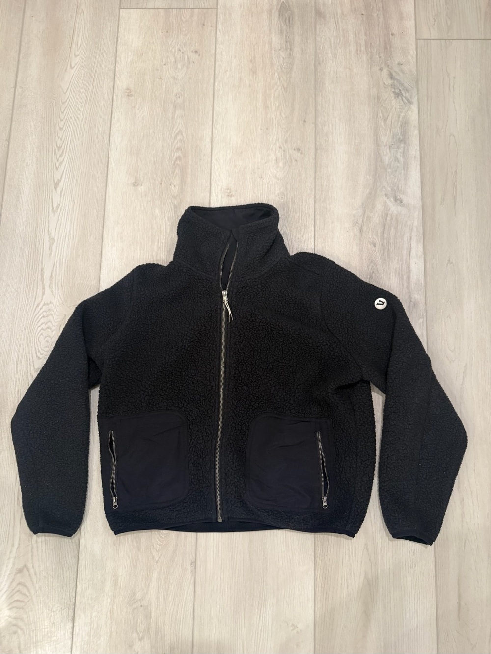 Vuori Alpine Sherpa Jacket size small